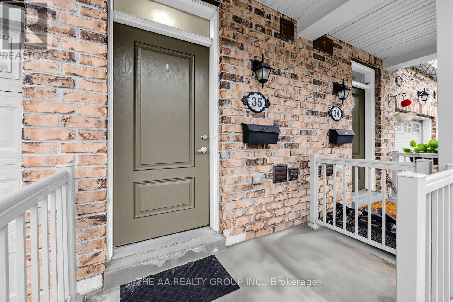 50 Edinburgh Dr, 35 in NEW SPRINGBROOK