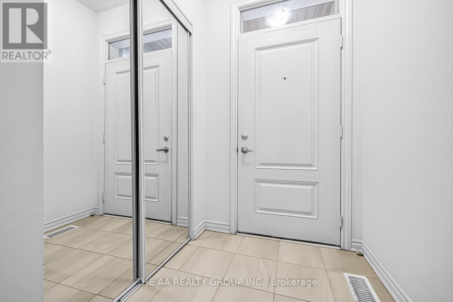 50 Edinburgh Dr, 35, Toronto — photo 4