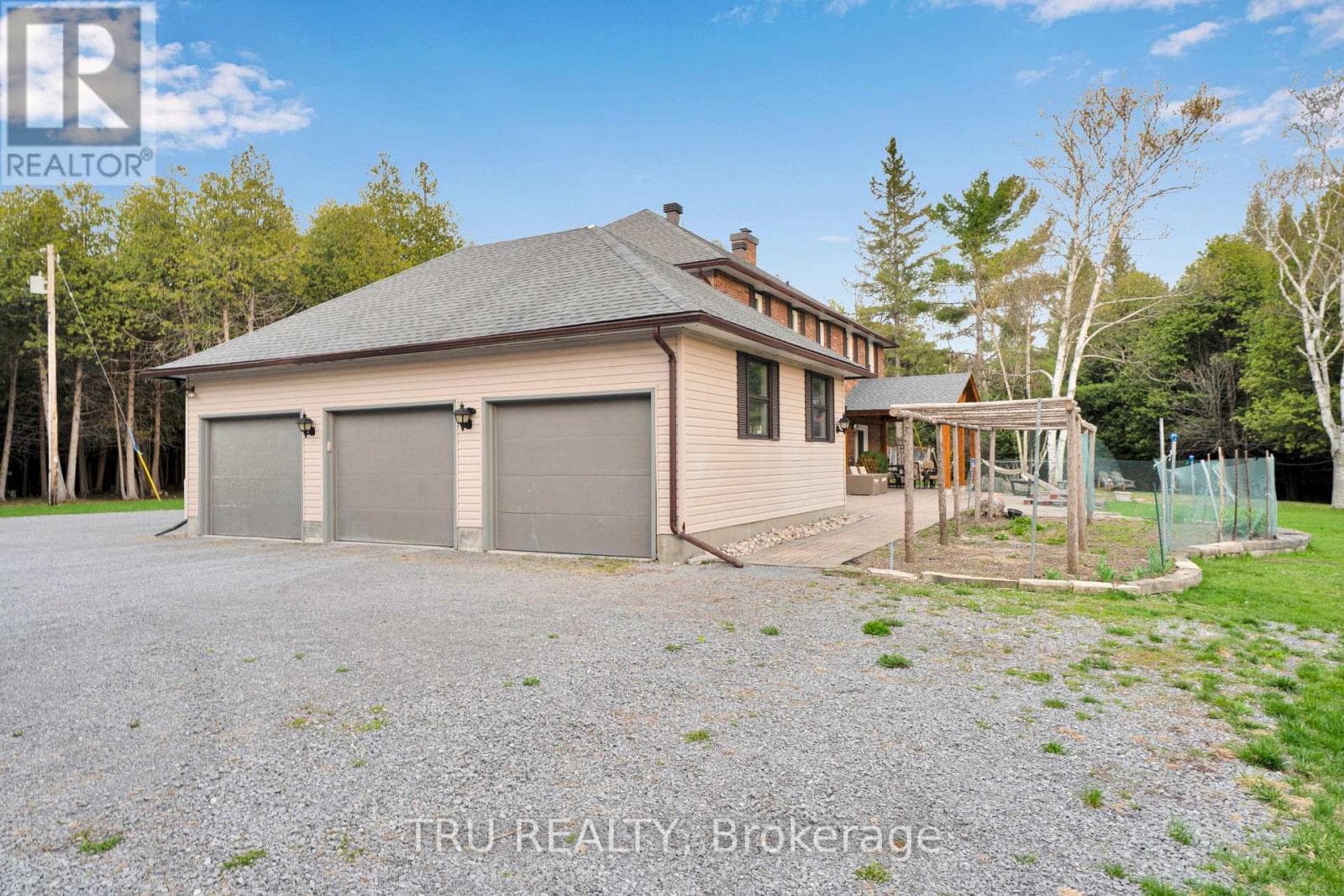 2529 MARSHWOOD ROAD, Ottawa — photo 2