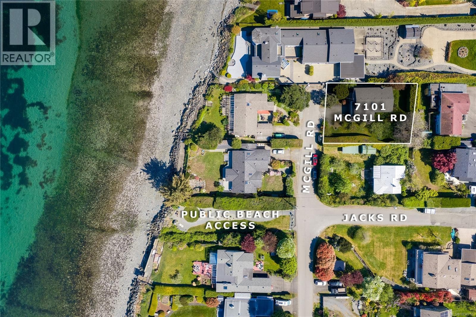 7101 McGill Rd, Vancouver Island — photo 2