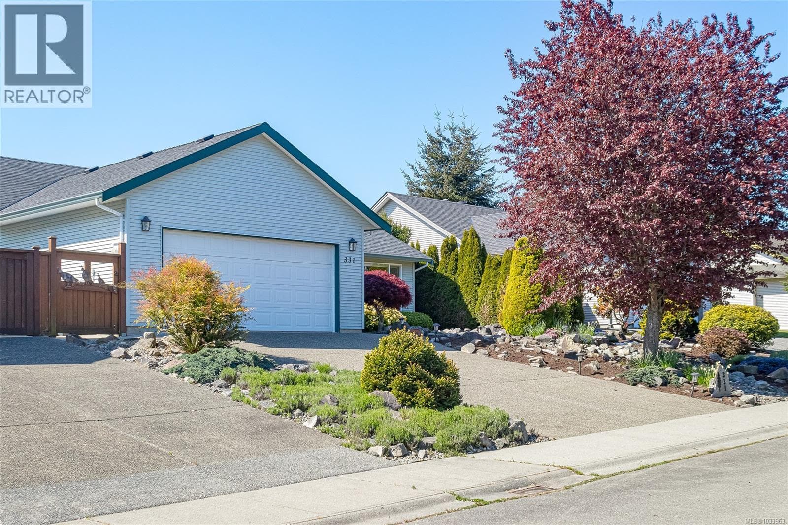 331 Rheumer Cres, Vancouver Island — photo 2