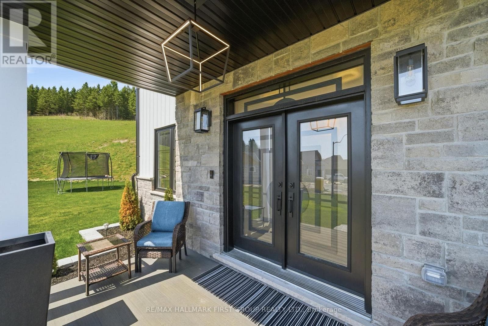 13 ARCHIBALD COURT, Central Lakes — photo 3