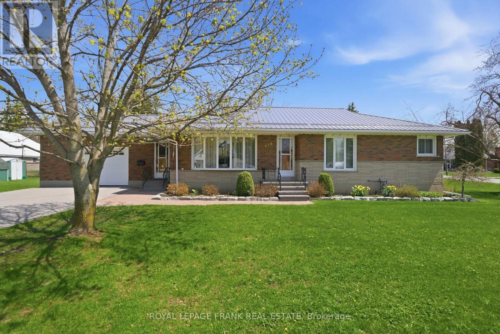 958 ELDON ROAD, Central Lakes — photo 2