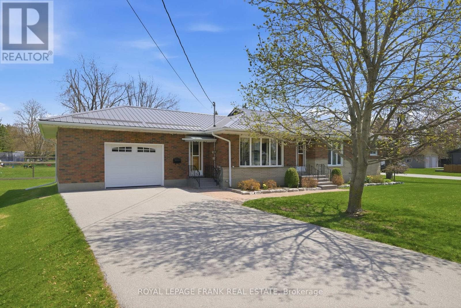 958 ELDON ROAD, Central Lakes — photo 5