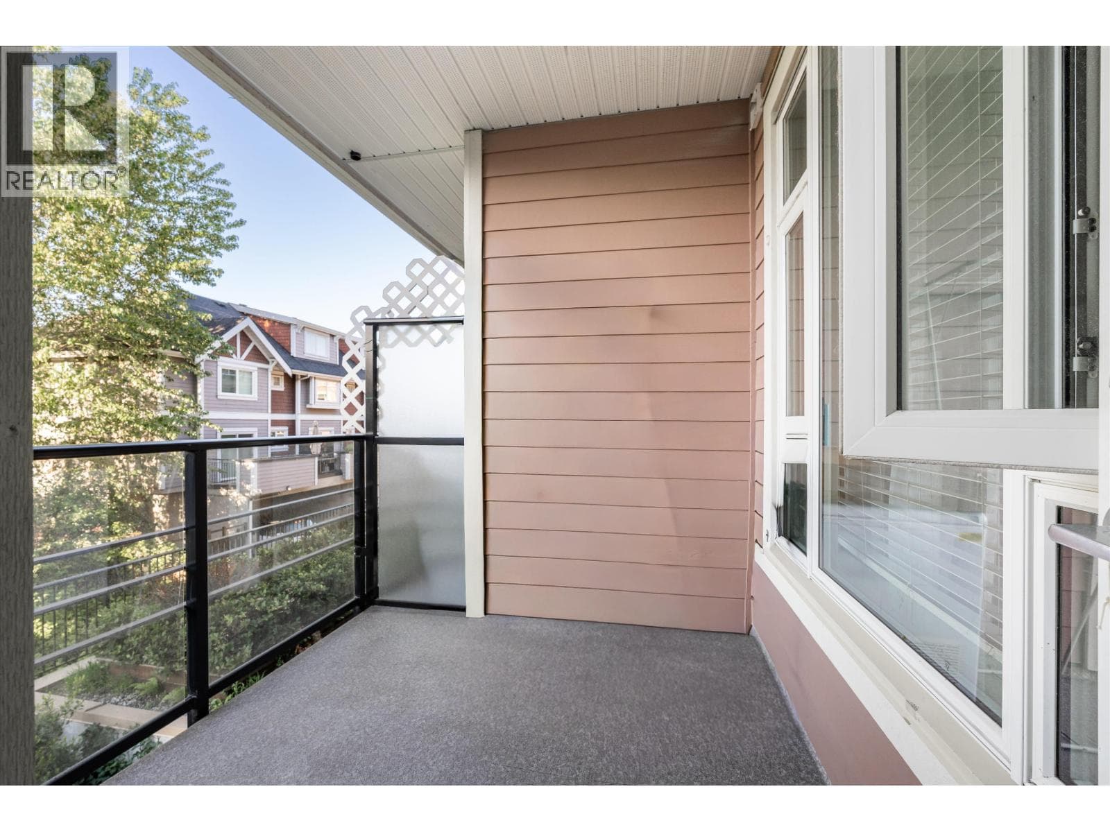 206 6611 ECKERSLEY ROAD, Greater Vancouver — photo 3