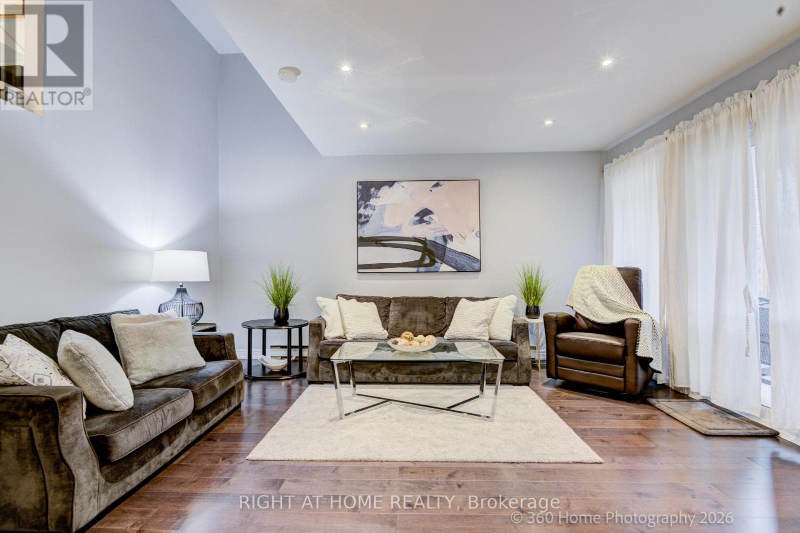 80 - 221 MILESTONE CRESCENT, Toronto — photo 2