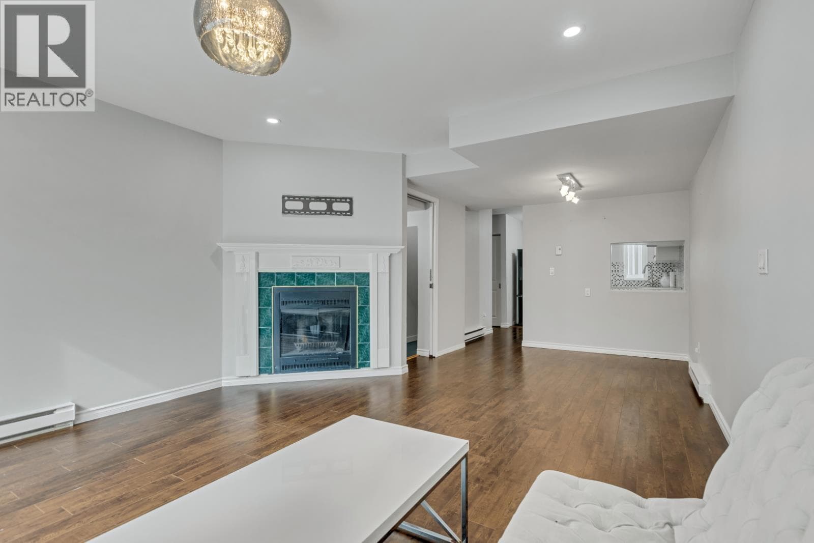 5 1535 ST. GEORGES AVENUE, Greater Vancouver — photo 5