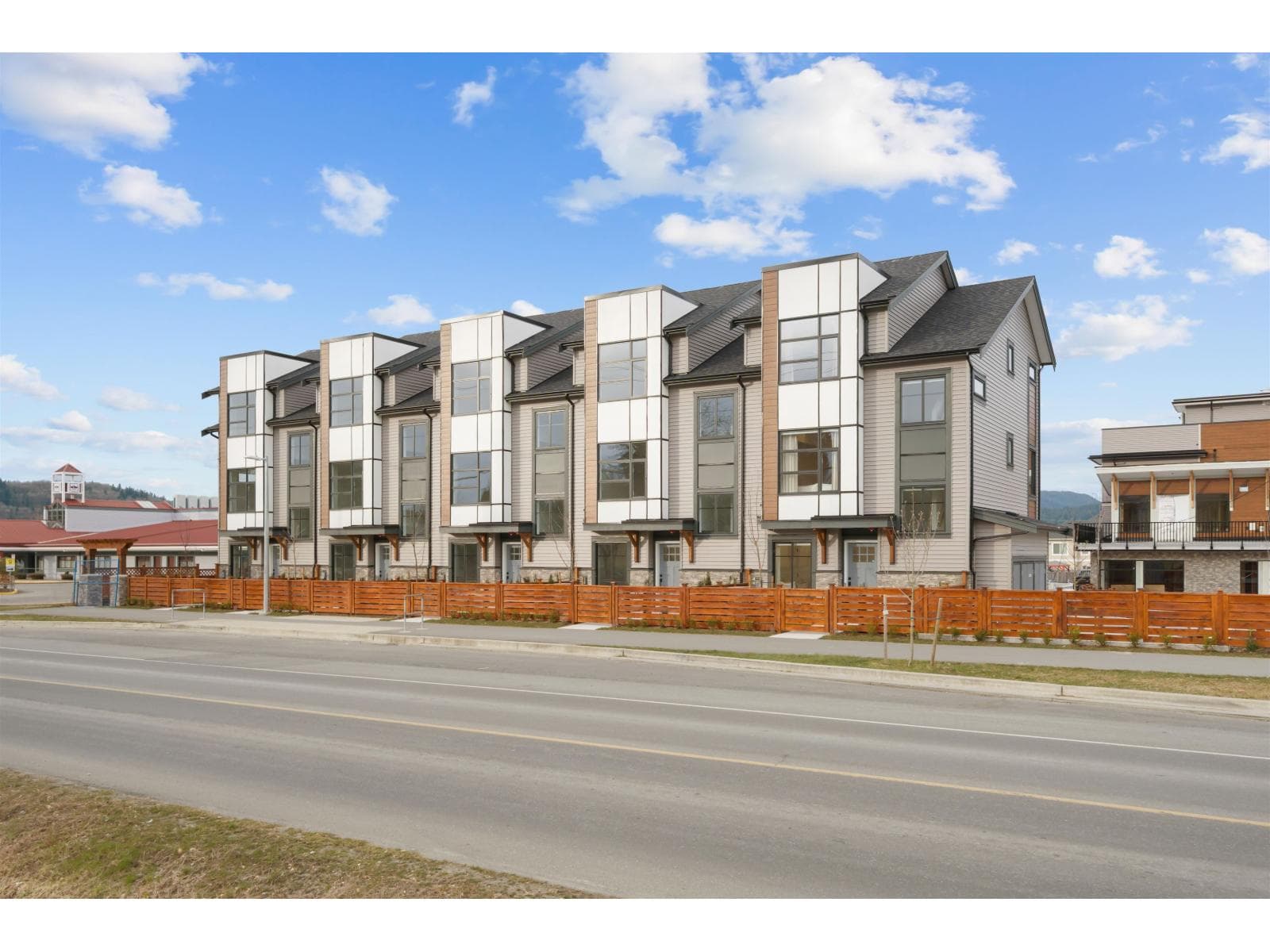 21 32929 CHERRY AVENUE, Fraser Valley — photo 3