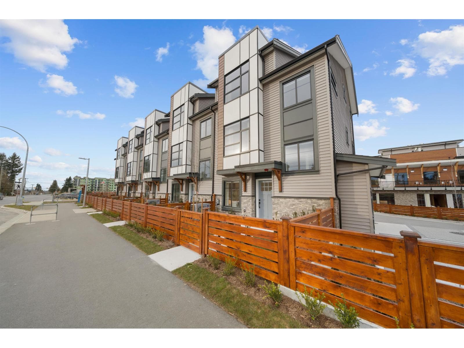 21 32929 CHERRY AVENUE, Fraser Valley — photo 2