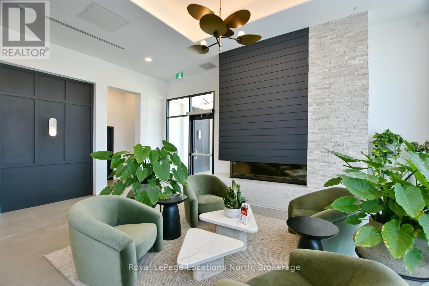 603 - 31 HURON STREET, OnePoint — photo 4