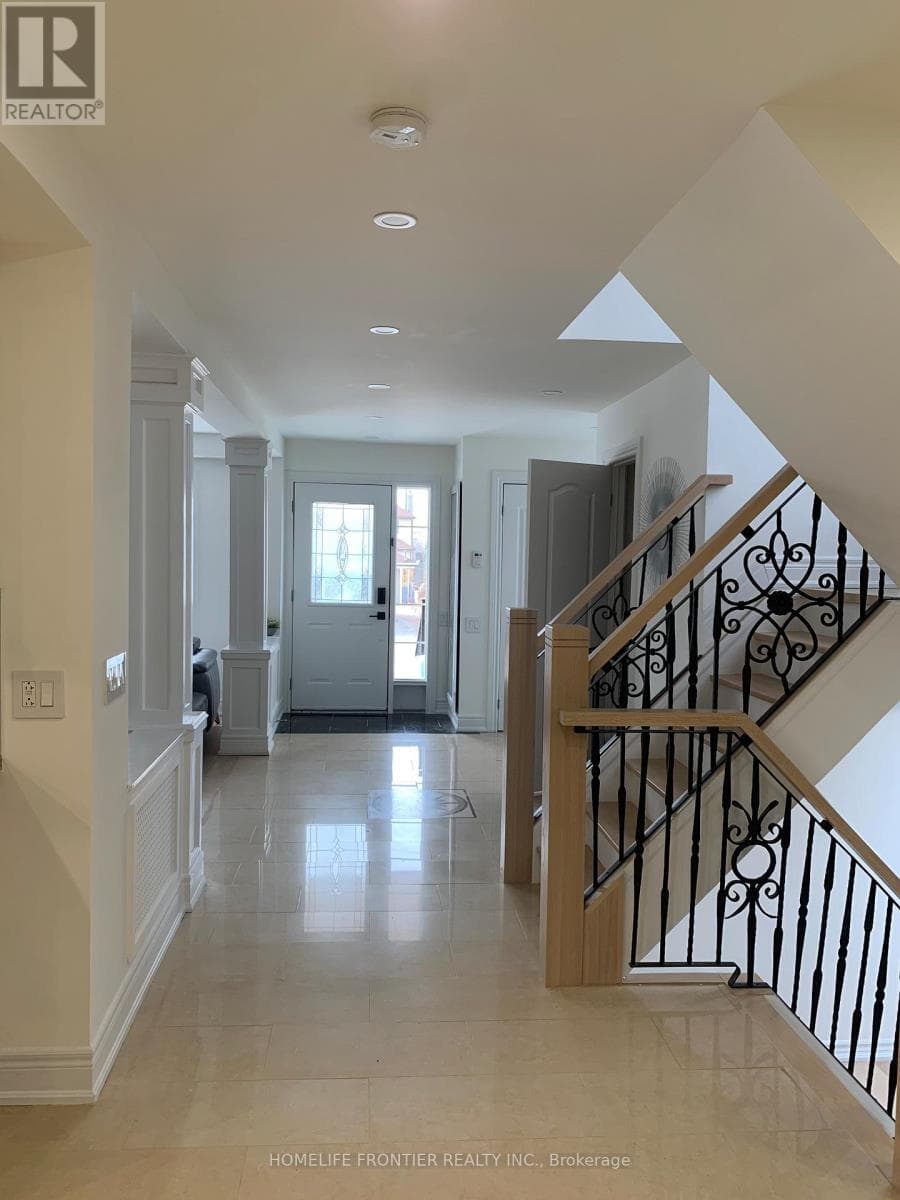 17 BERTRAM STREET, Toronto — photo 3
