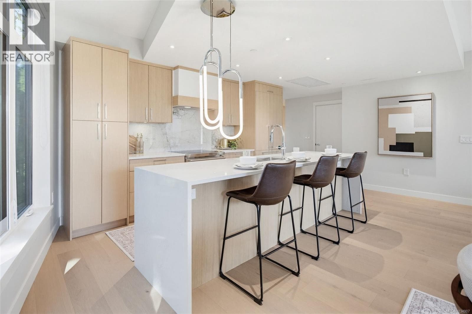 202 5229 Cordova Bay Rd, Victoria — photo 5