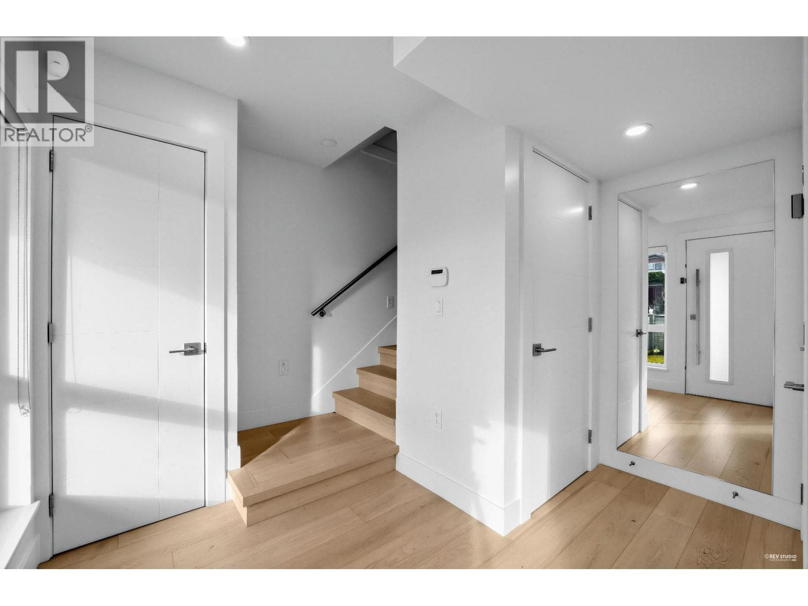 5605 RUMBLE STREET, Greater Vancouver — photo 3