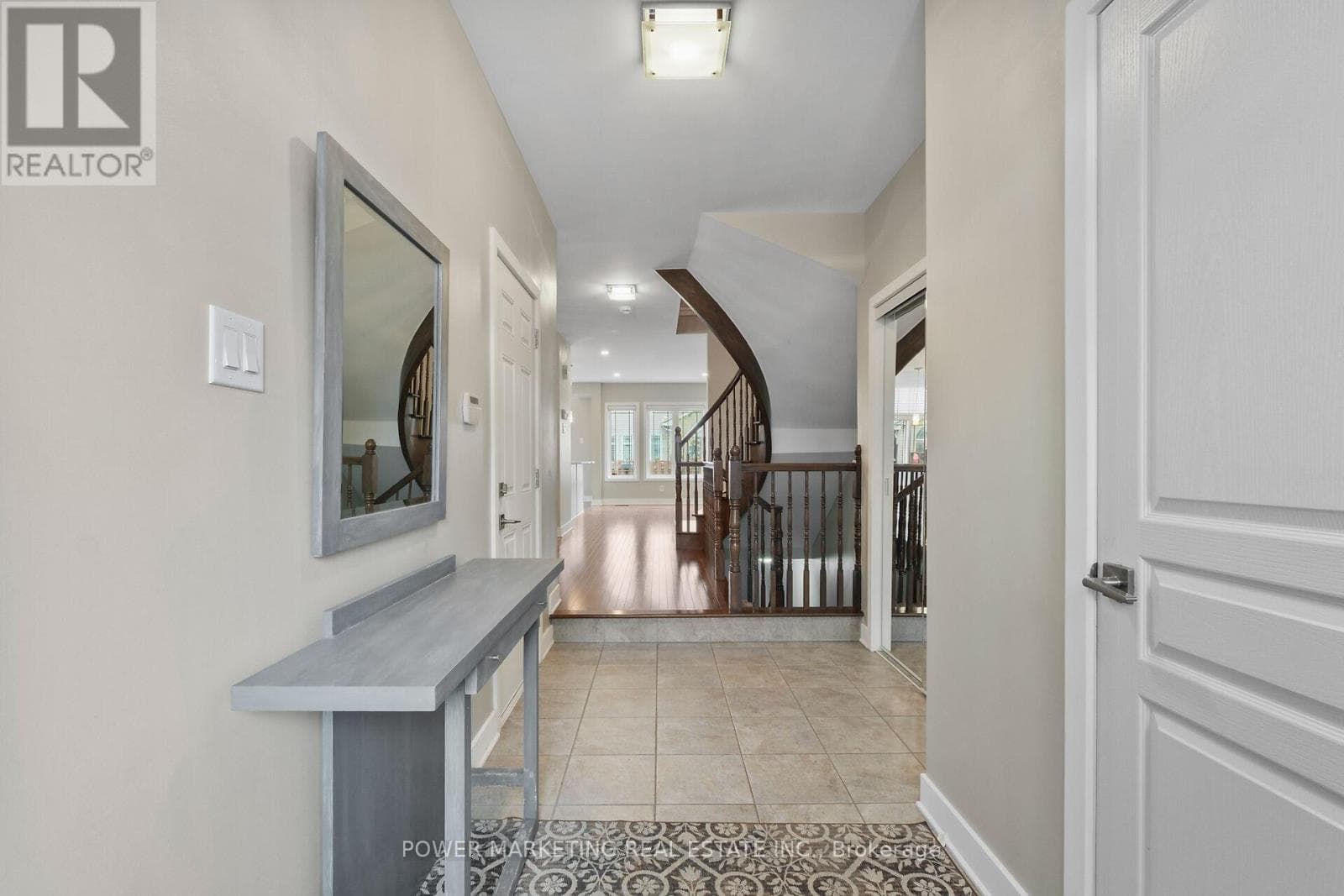 311 TRAVIS STREET, Ottawa — photo 4