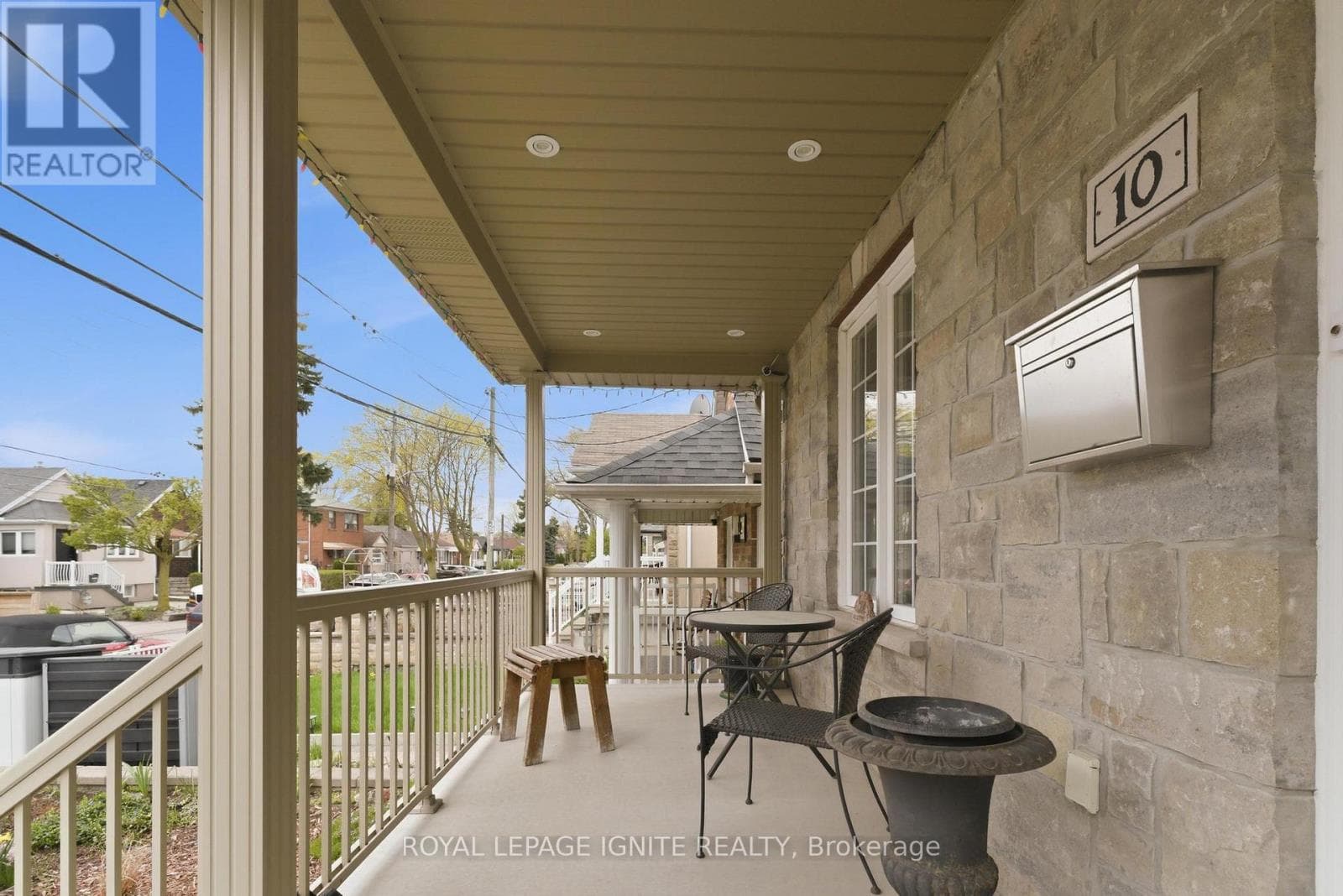10 CAYUGA AVENUE, Toronto — photo 4