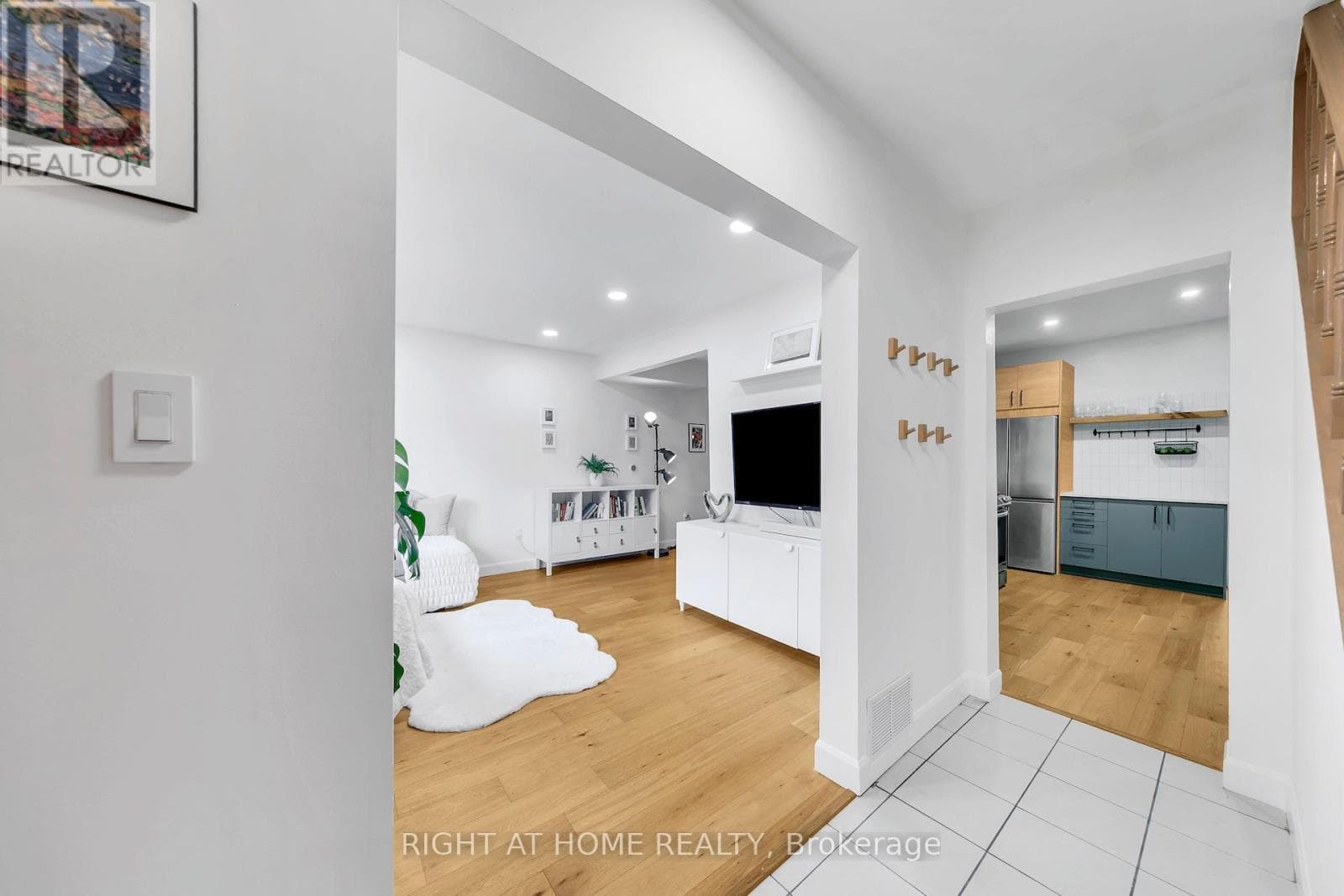 501 FERGUSON AVENUE NORTH, Toronto — photo 4