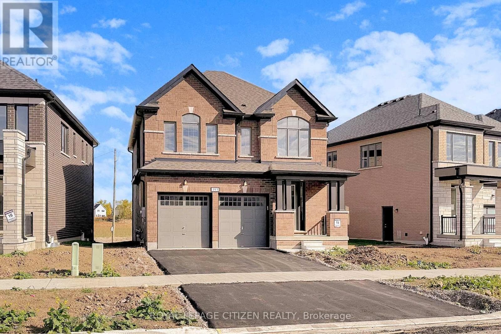 193 ST. JOSEPH ROAD, Toronto — photo 2