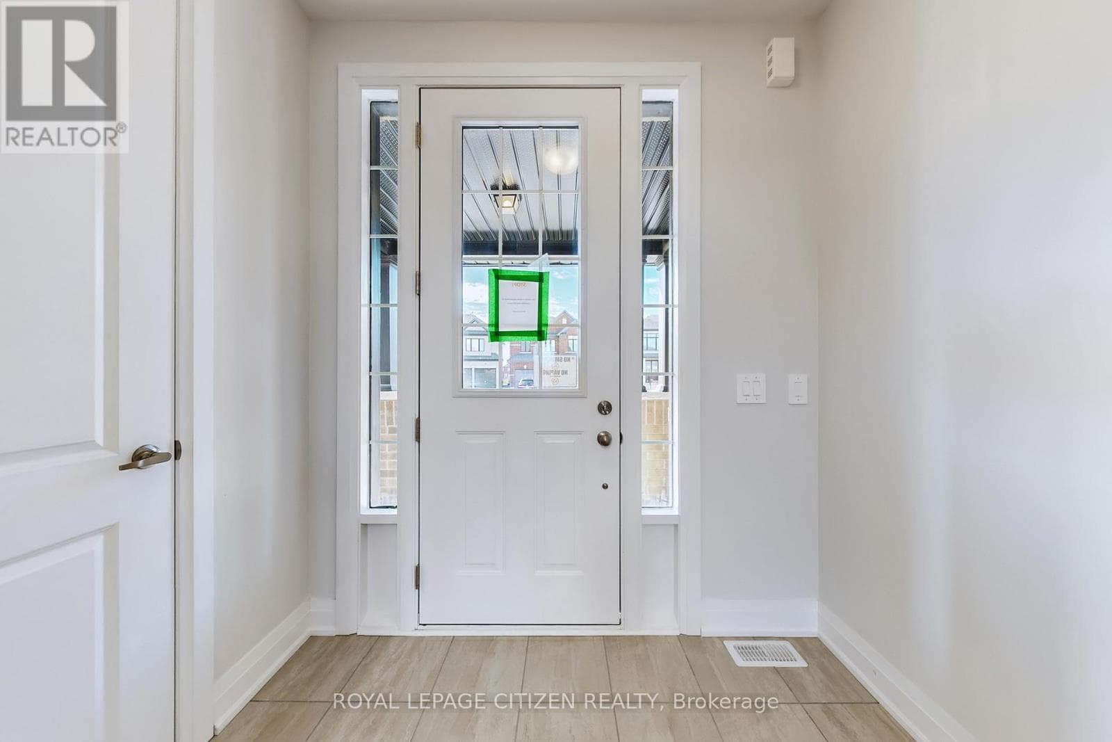 193 ST. JOSEPH ROAD, Toronto — photo 5