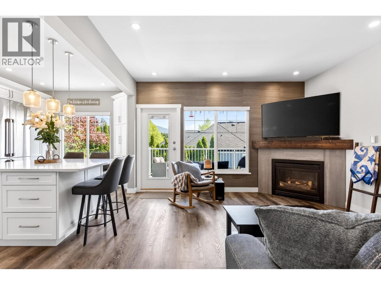 21 1751 PADDOCK DRIVE, Greater Vancouver — photo 2