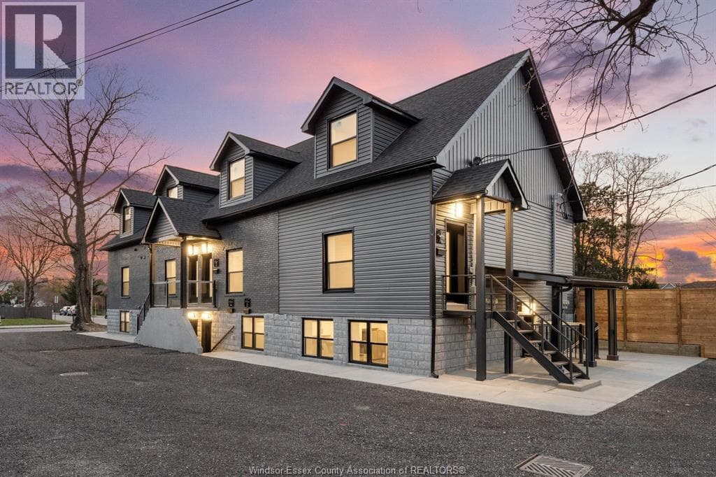 702 PIERRE Unit# 1 in Walkerville