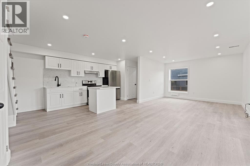 702 PIERRE Unit# 1, Windsor — photo 3