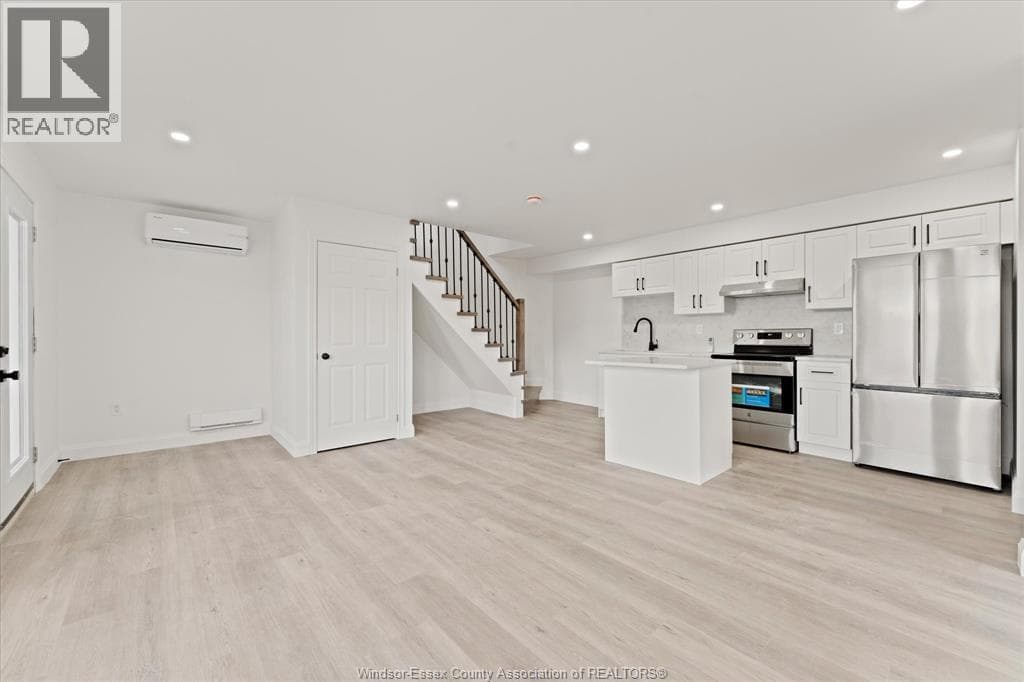 702 PIERRE Unit# 1, Windsor — photo 5
