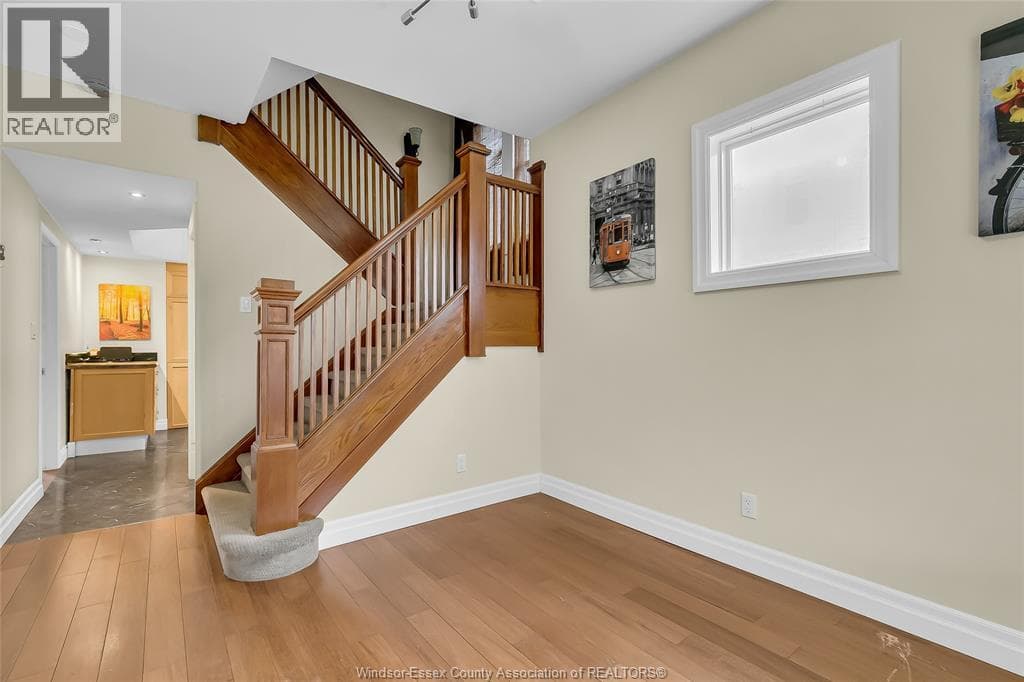 258 ELM AVENUE, Windsor — photo 5