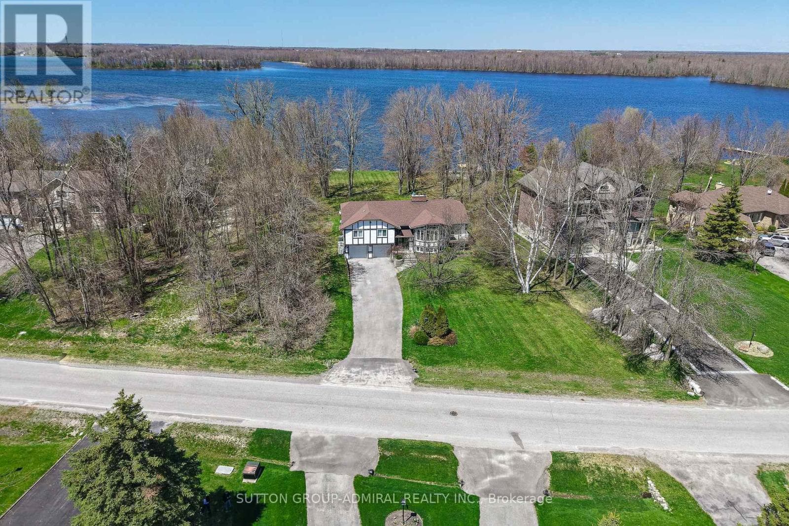 182 BAYSHORE DRIVE in 