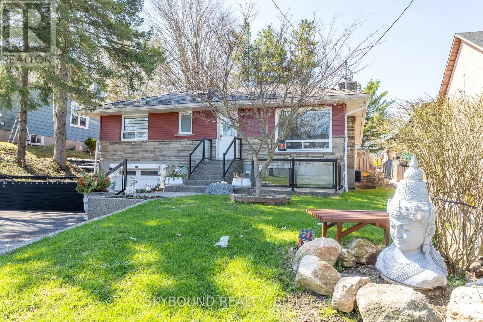 32 VICTORIA AVENUE, Toronto — photo 2