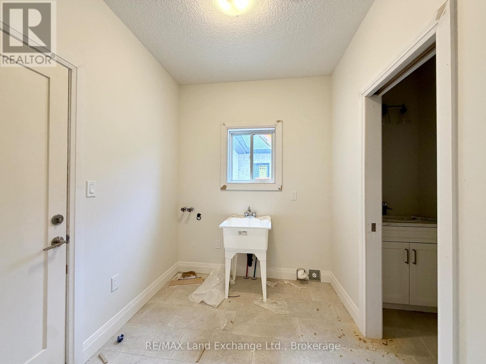 443 IVINGS DRIVE, OnePoint — photo 4