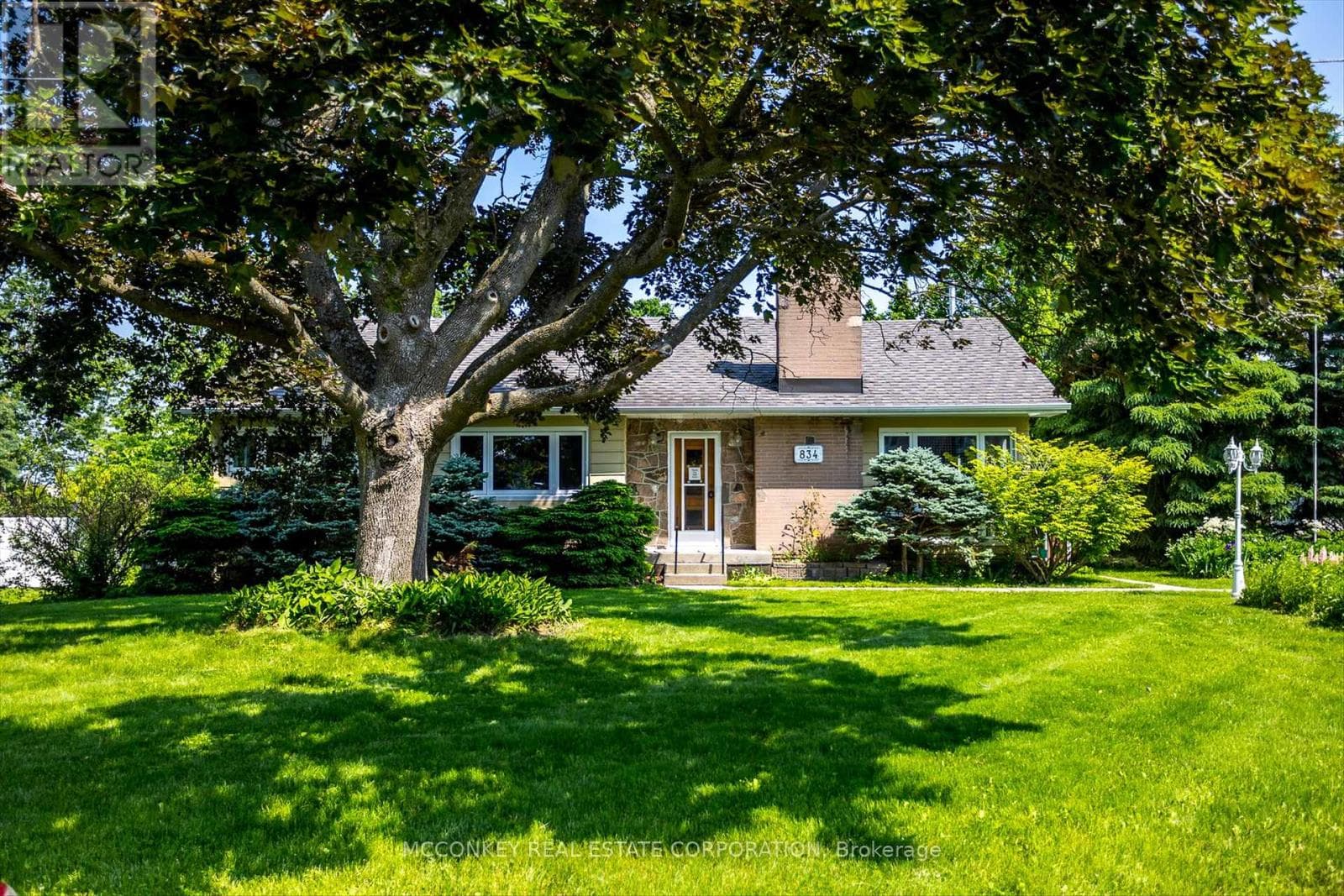 834 CROWLEY CRESCENT, Central Lakes — photo 3