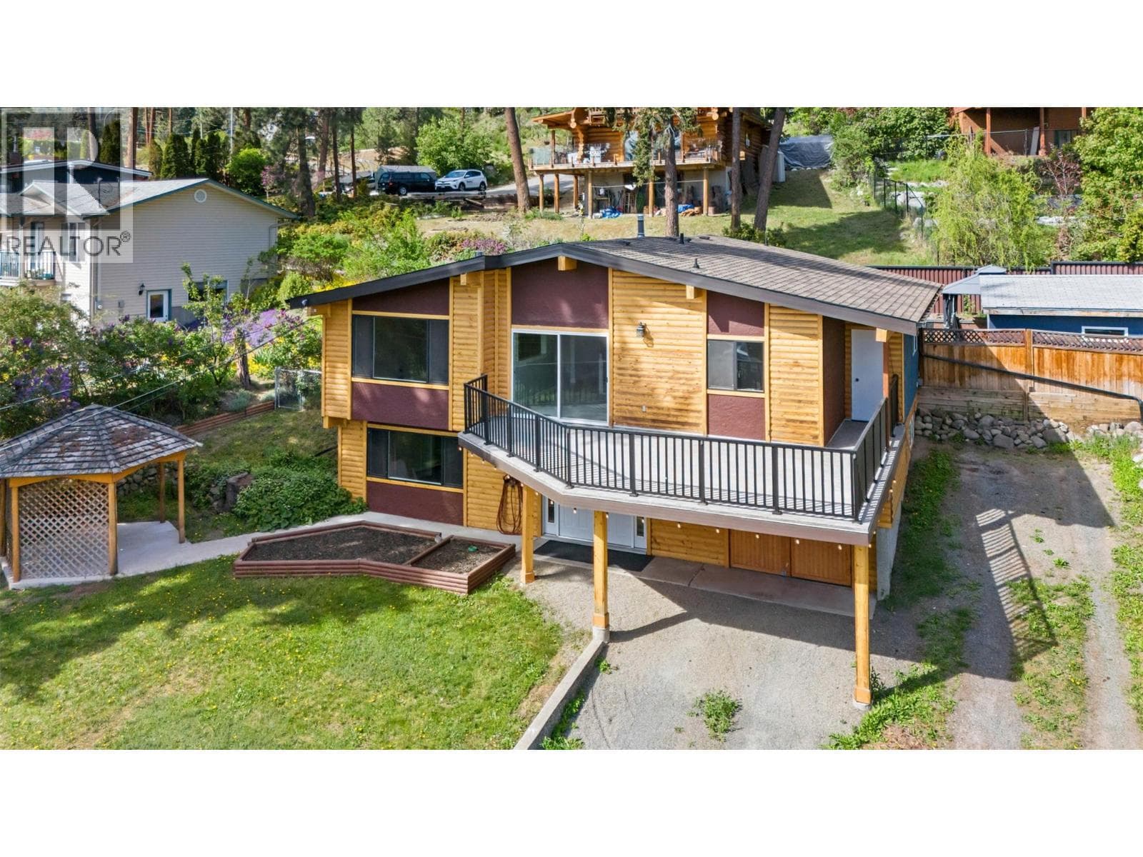 3492 MCTAGGART ROAD in 