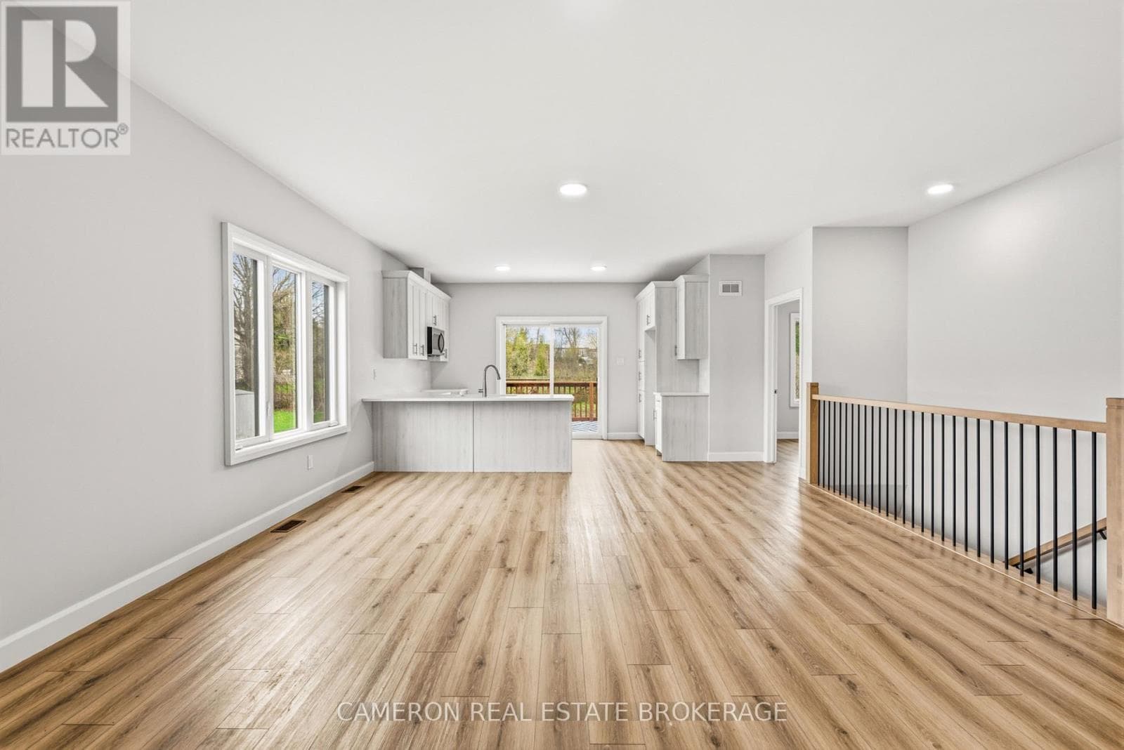 3506 BRUCE STREET, Cornwall — photo 3