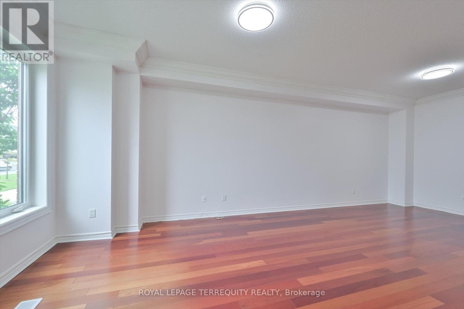 10461 WOODBINE AVENUE, Toronto — photo 5