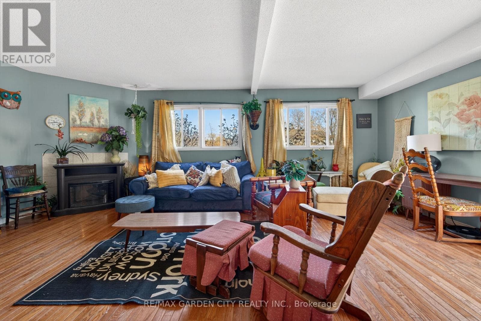 1 19 WREN COURT, Toronto — photo 5