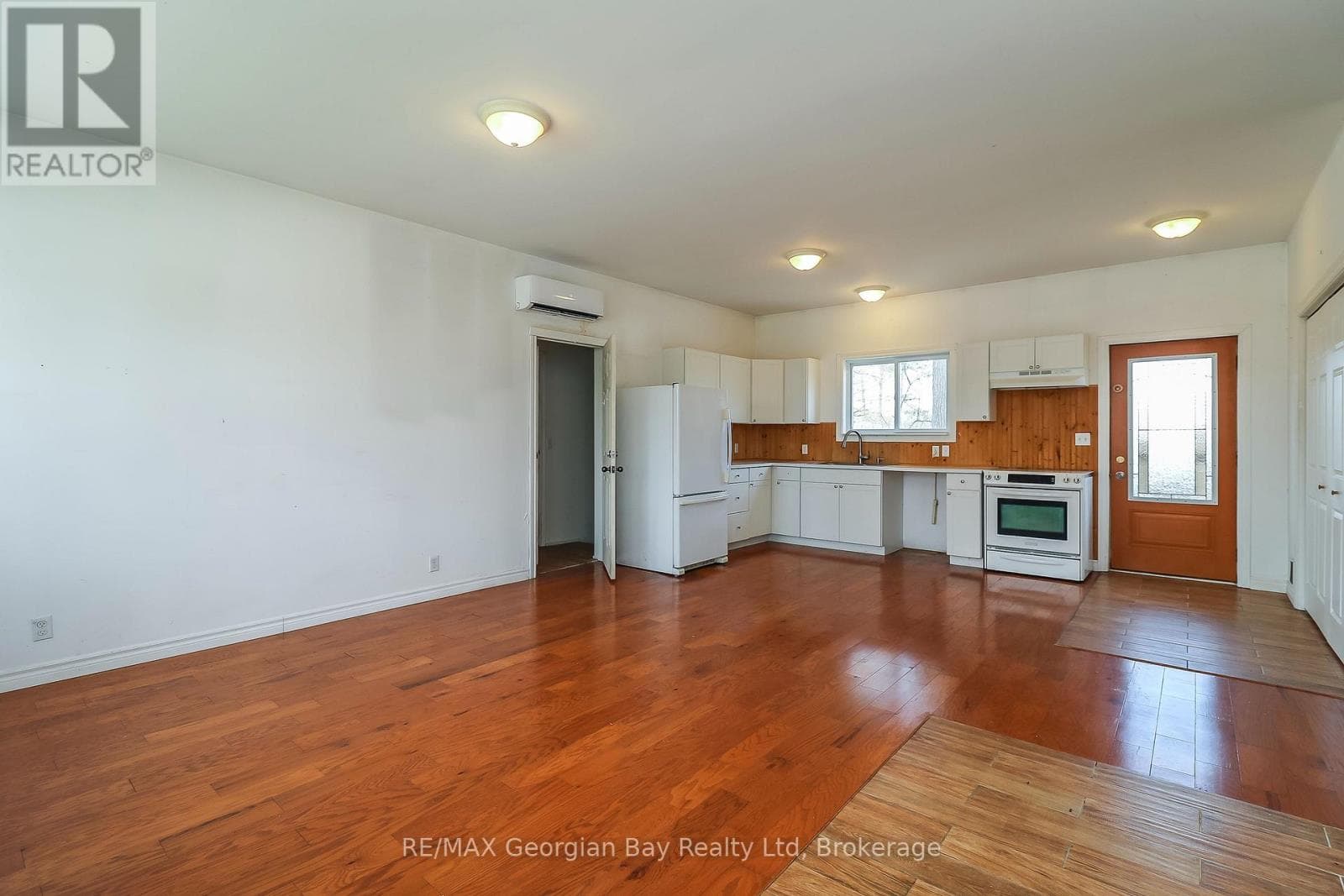 282 NORENE STREET, OnePoint — photo 4
