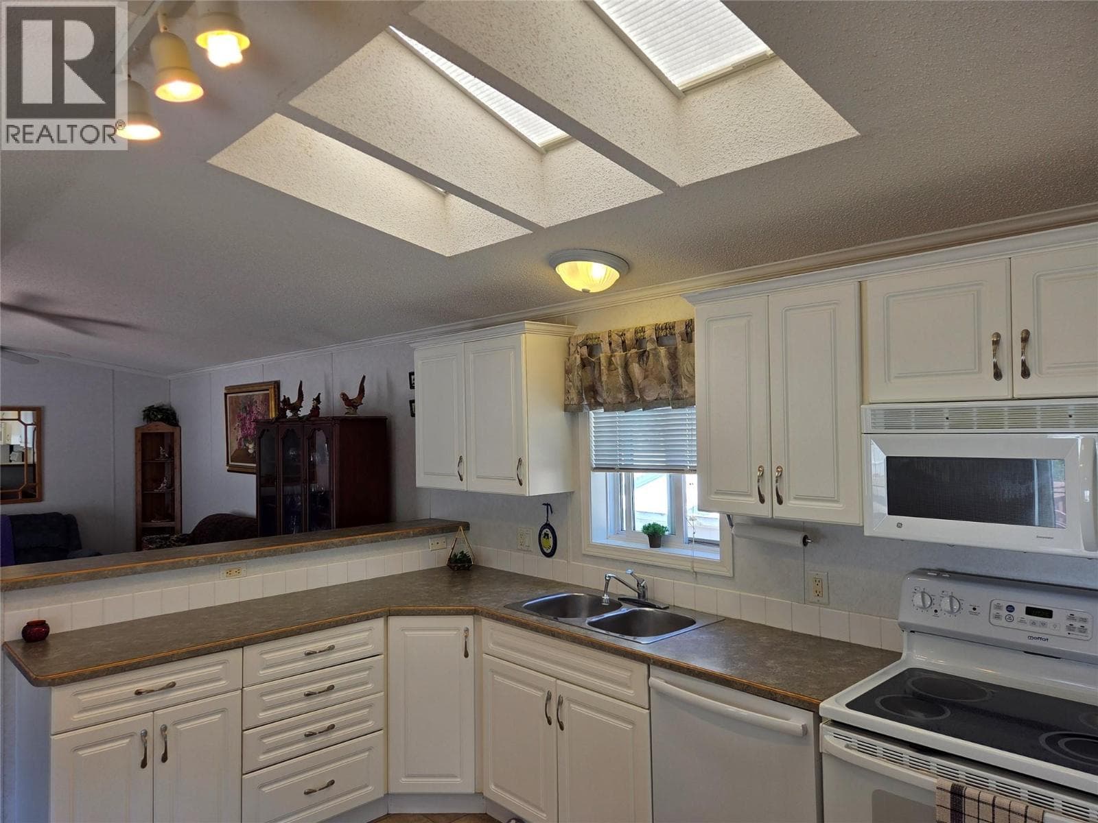 3455 Highway 3 Unit# 5, Interior REALTORS® — photo 4