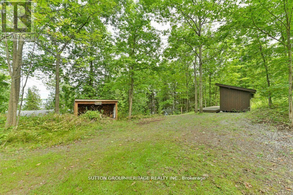 224 SHORE LANE, Toronto — photo 2