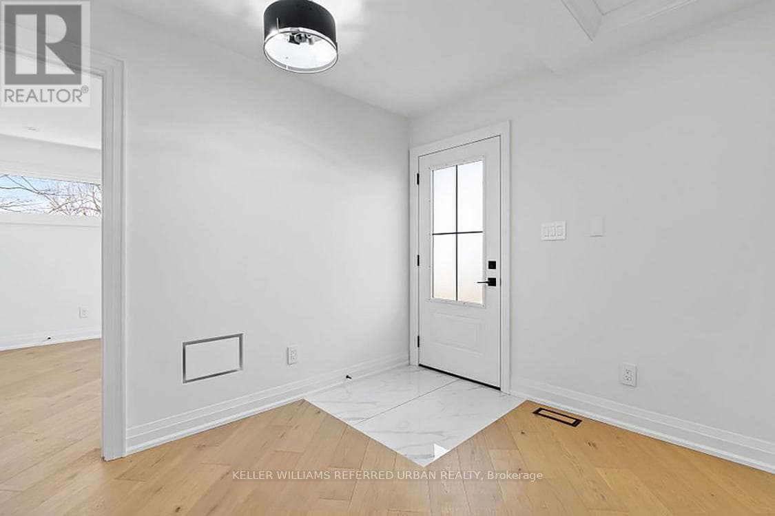 197 CATHERINE STREET, Toronto — photo 5