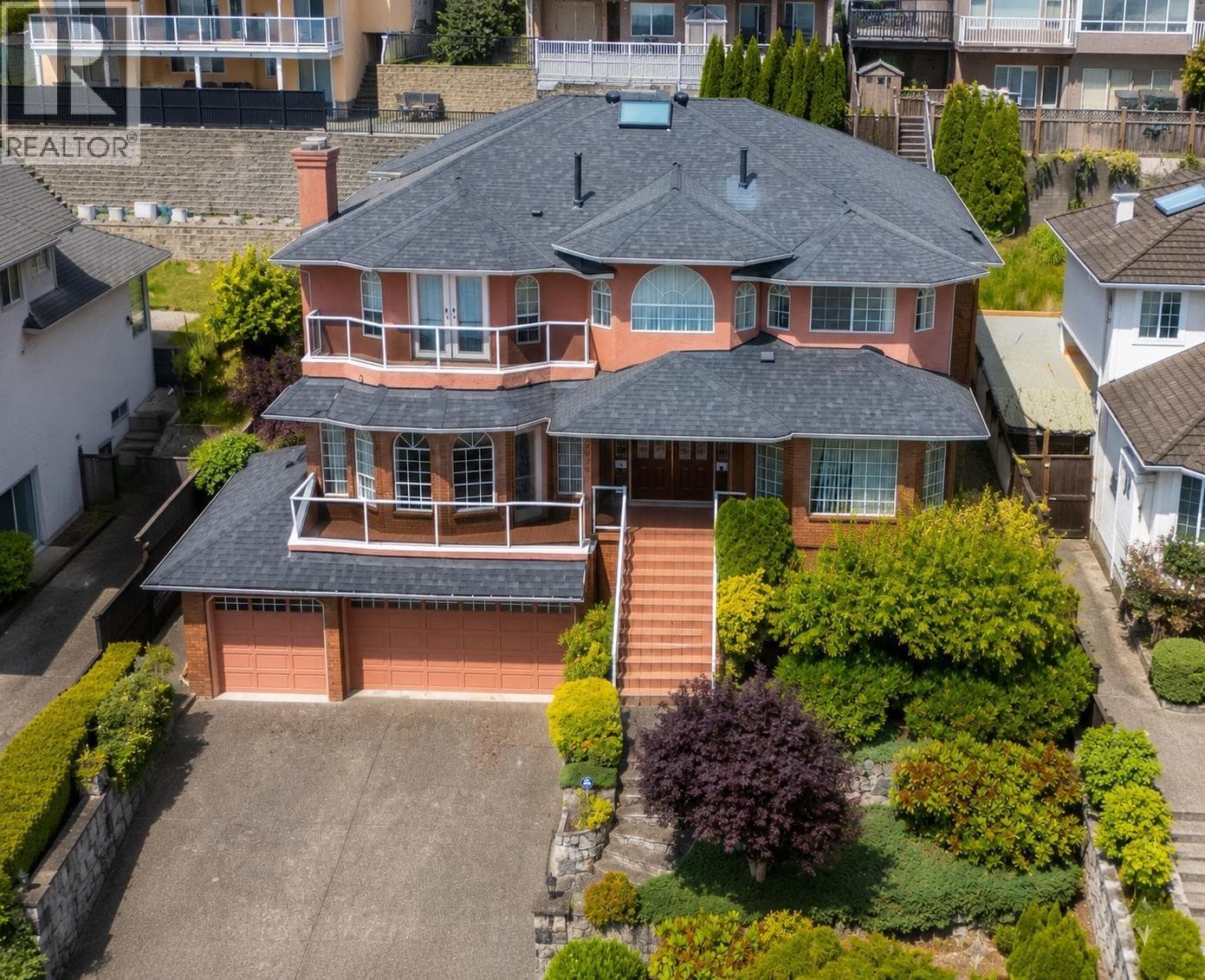 2248 SICAMOUS AVENUE in 