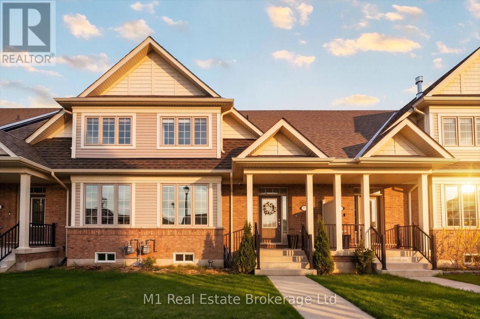 3 - 65 ELLIOT AVENUE E in 
