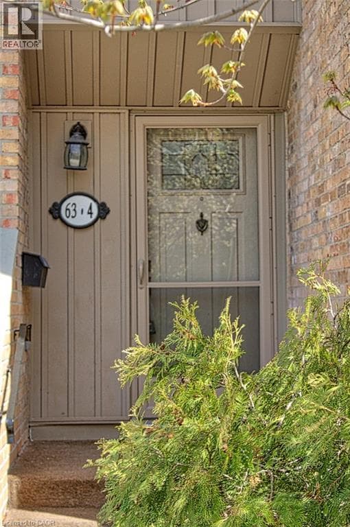 63 FONTHILL Road Unit# 4, Cornerstone — photo 4