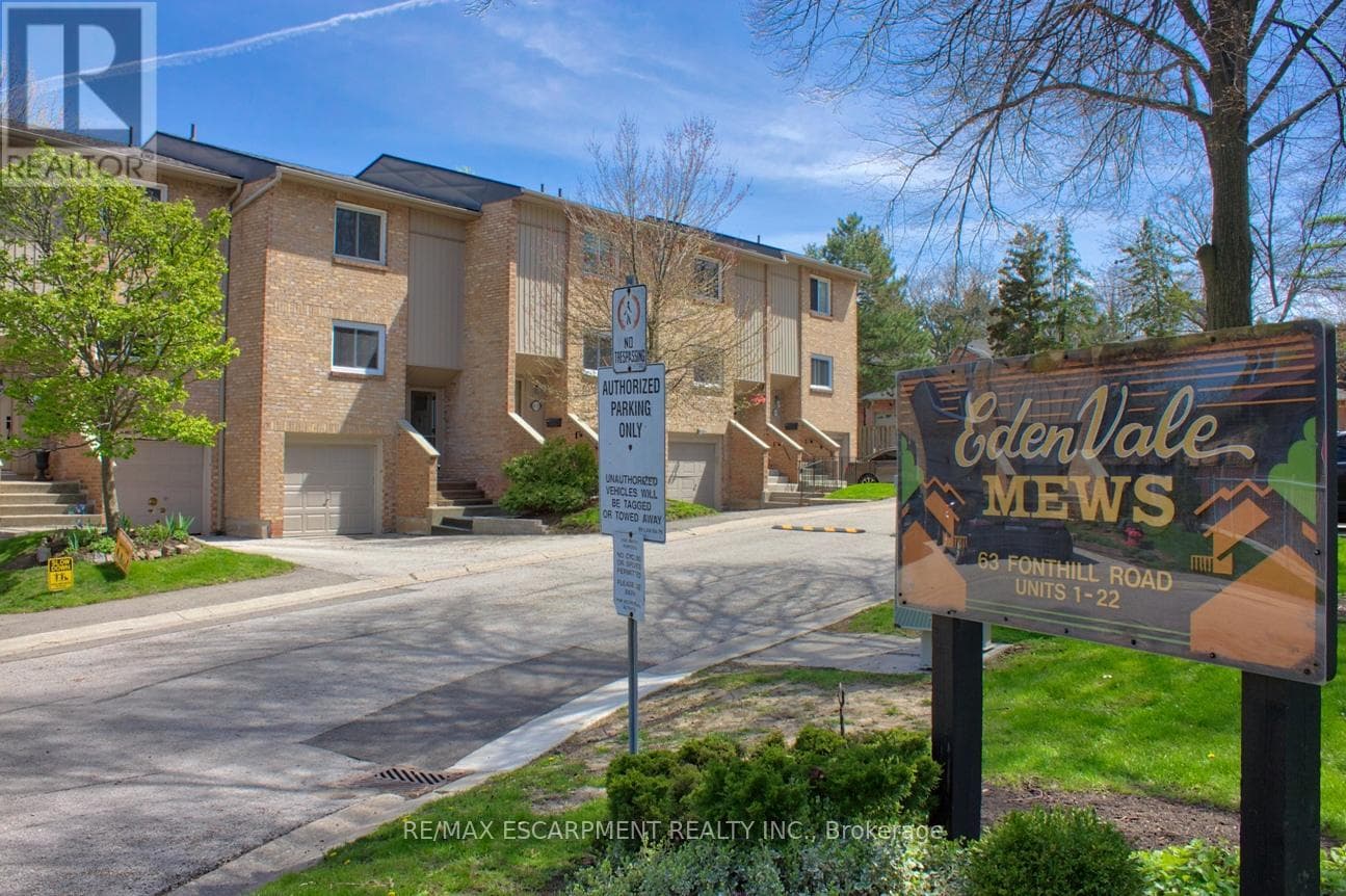 63 FONTHILL Road Unit# 4, Toronto — photo 2