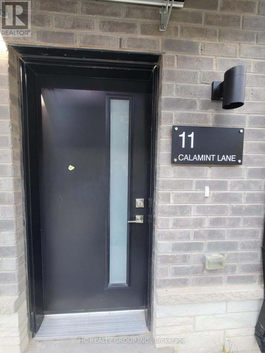 11 CALAMINT LANE, Toronto — photo 2