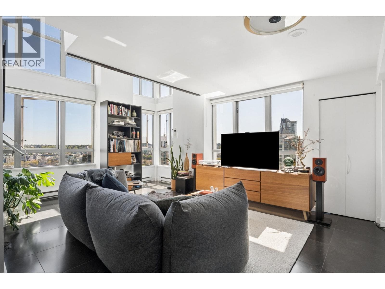 2601 1238 RICHARDS STREET in Downtown