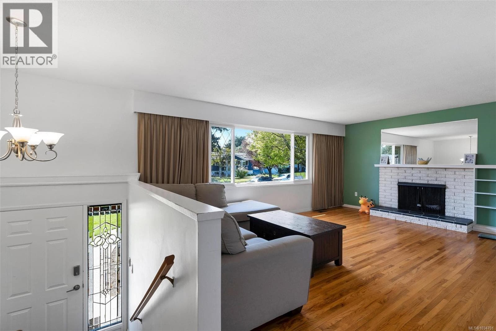 1722 JEFFERSON AVENUE, Victoria — photo 4