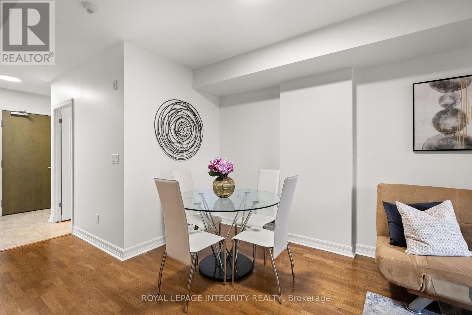 710 - 200 BESSERER STREET, Ottawa — photo 4