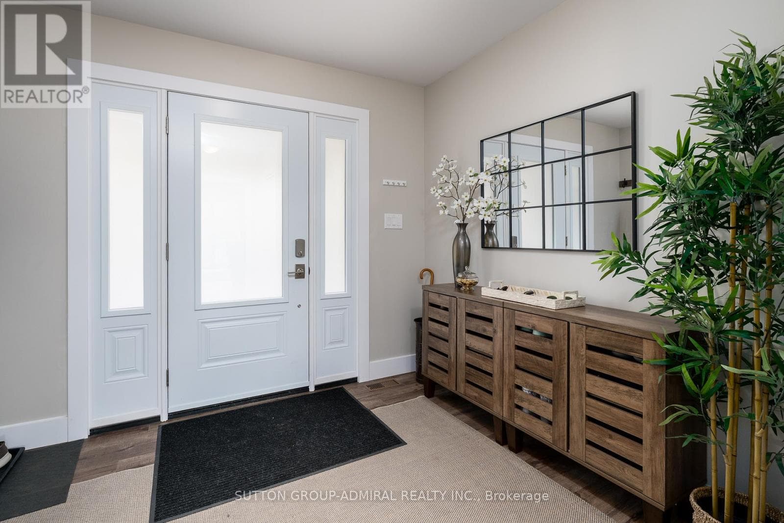 154 SUNSMILE LANE, Toronto — photo 4