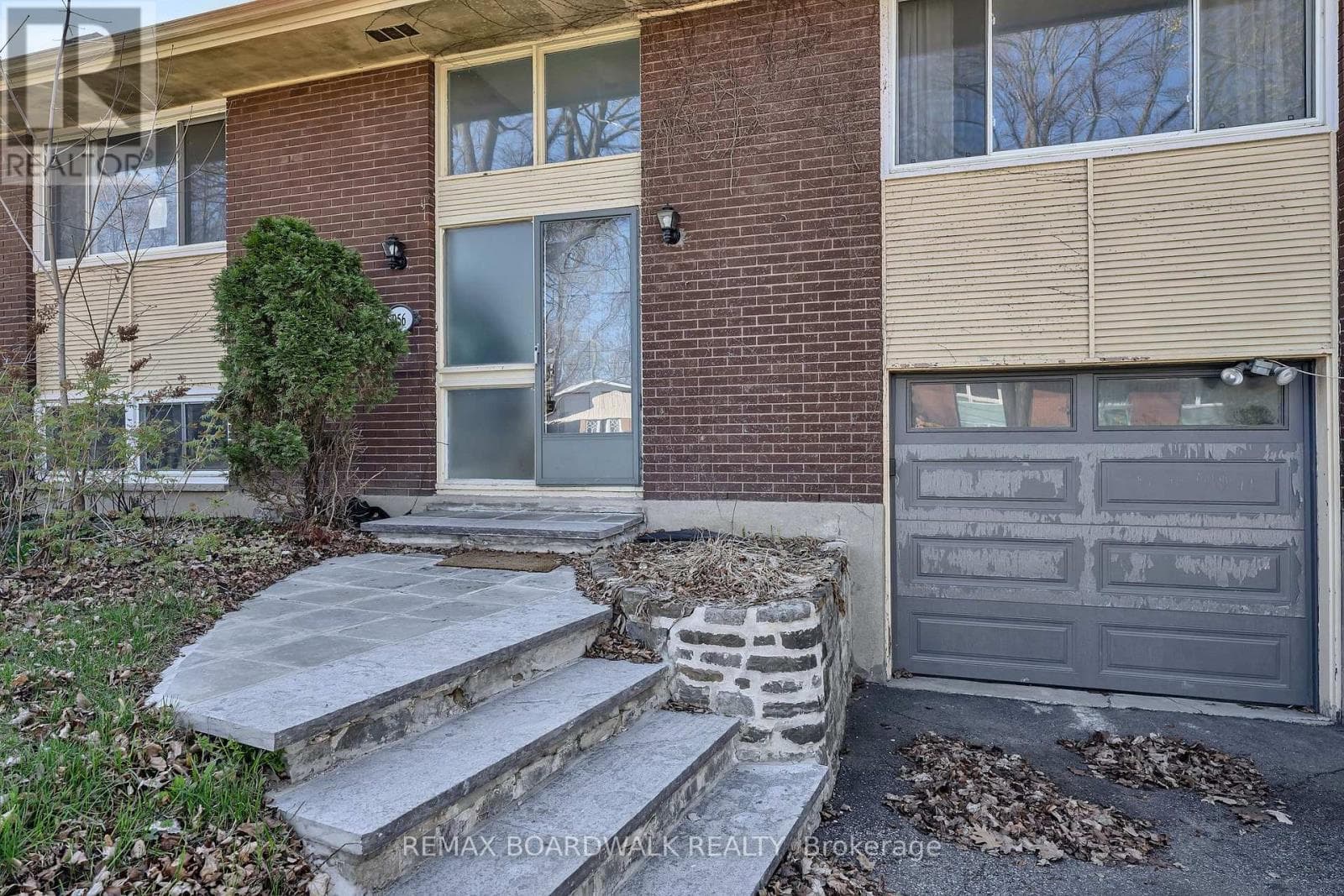 956 GARWOOD AVENUE, Ottawa — photo 3