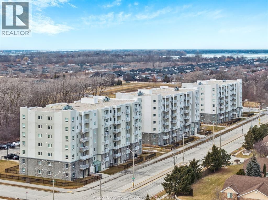 1611 BANWELL Unit# 615, Windsor — photo 4